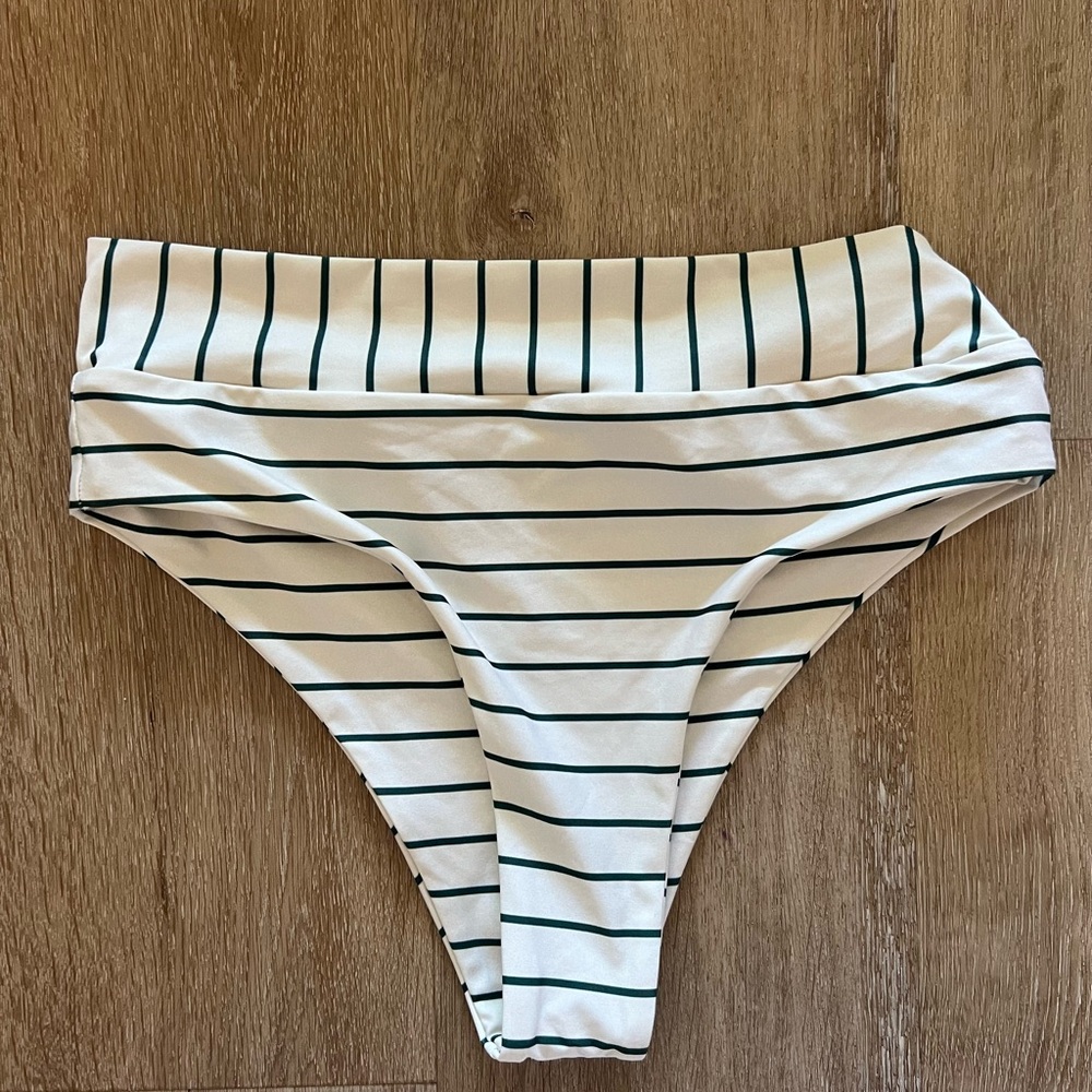 Stone Fox Swim - hacienda bottom